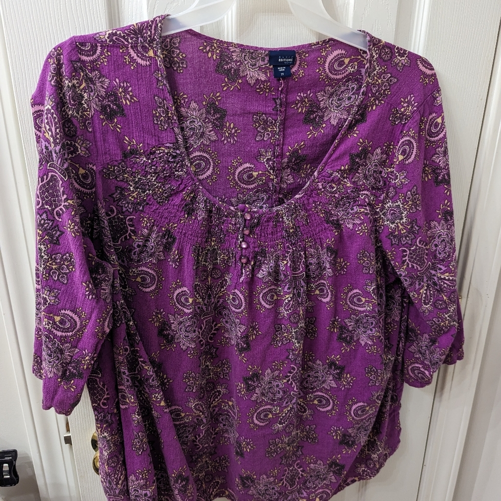 BASIC EDITION qtr sleeve shirt, has buttons on front